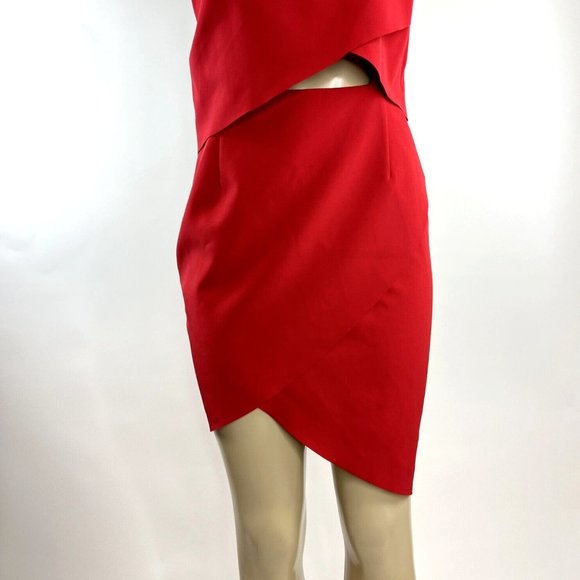 Elliatt x Revolve The Shot Tulip Dress Size M Red Asymmetrical Cutout Cocktail - Picture 4 of 10